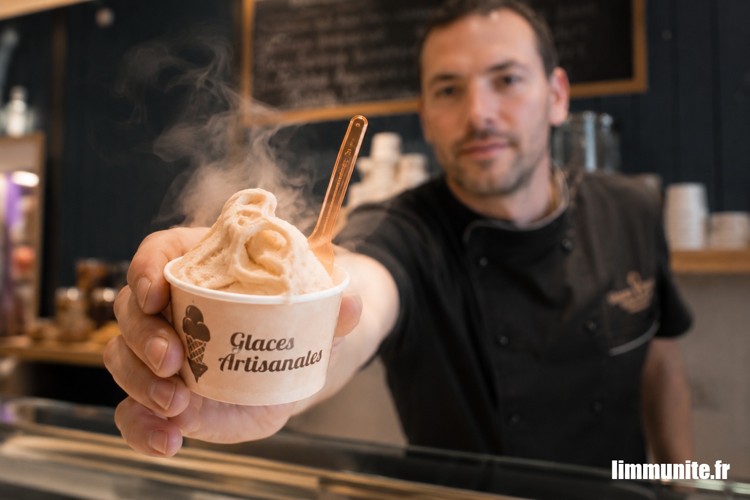 Canicule : un artisan lance la première glace chaude 